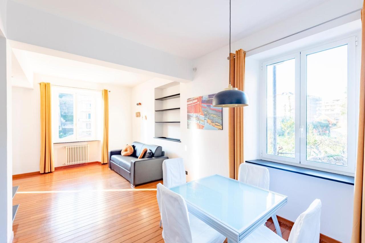 Apartment Joivy Modern Flat Next To The Sea Genoa